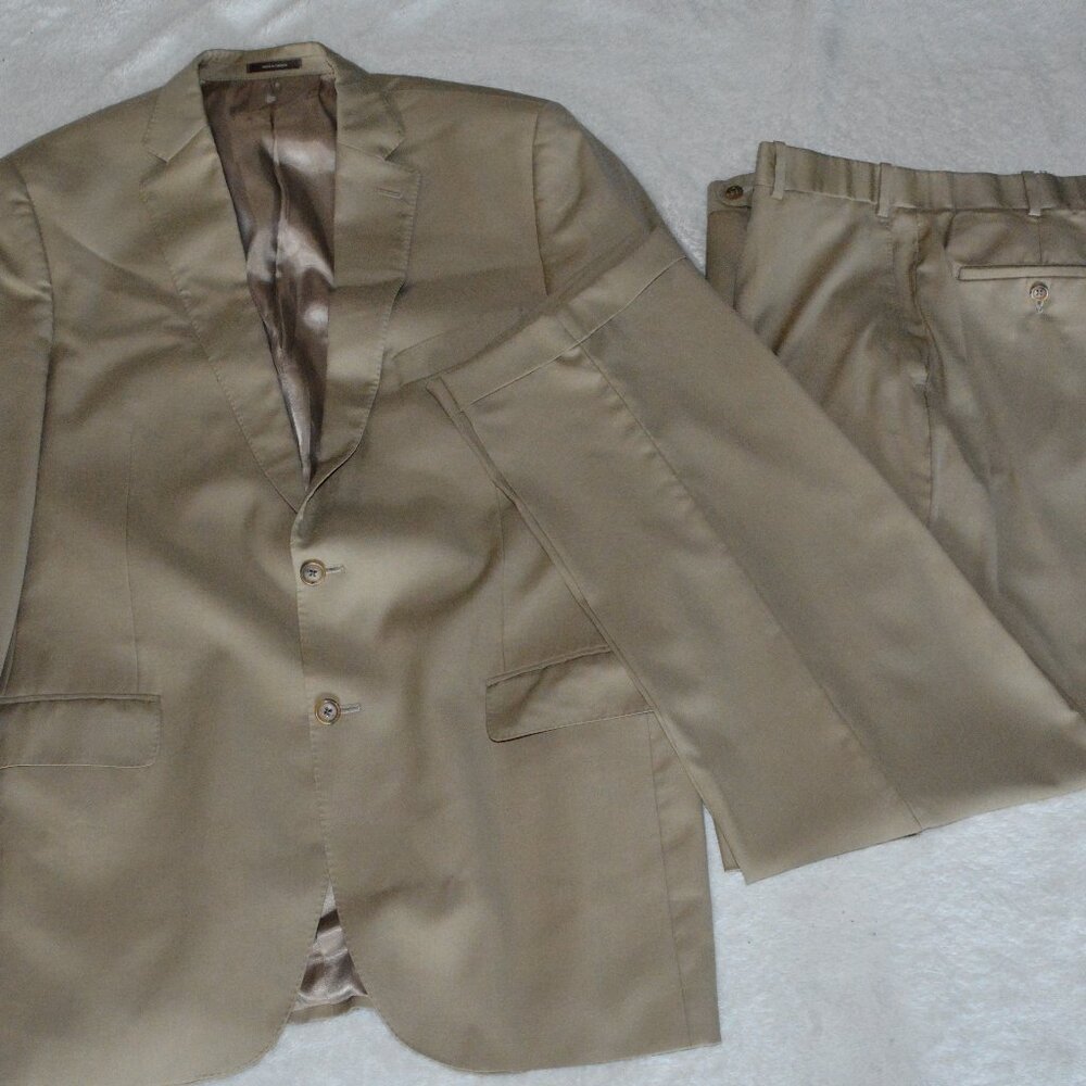 Peter Millar 2 piece Blazer and Pants Men's 44T Beige Wool 2 Buttons